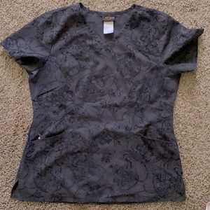 Careisma M scrub top